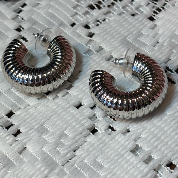 NWT Embraceable Silver Earrings Hollow Style Hoops Chunky - Picture 4 of 7